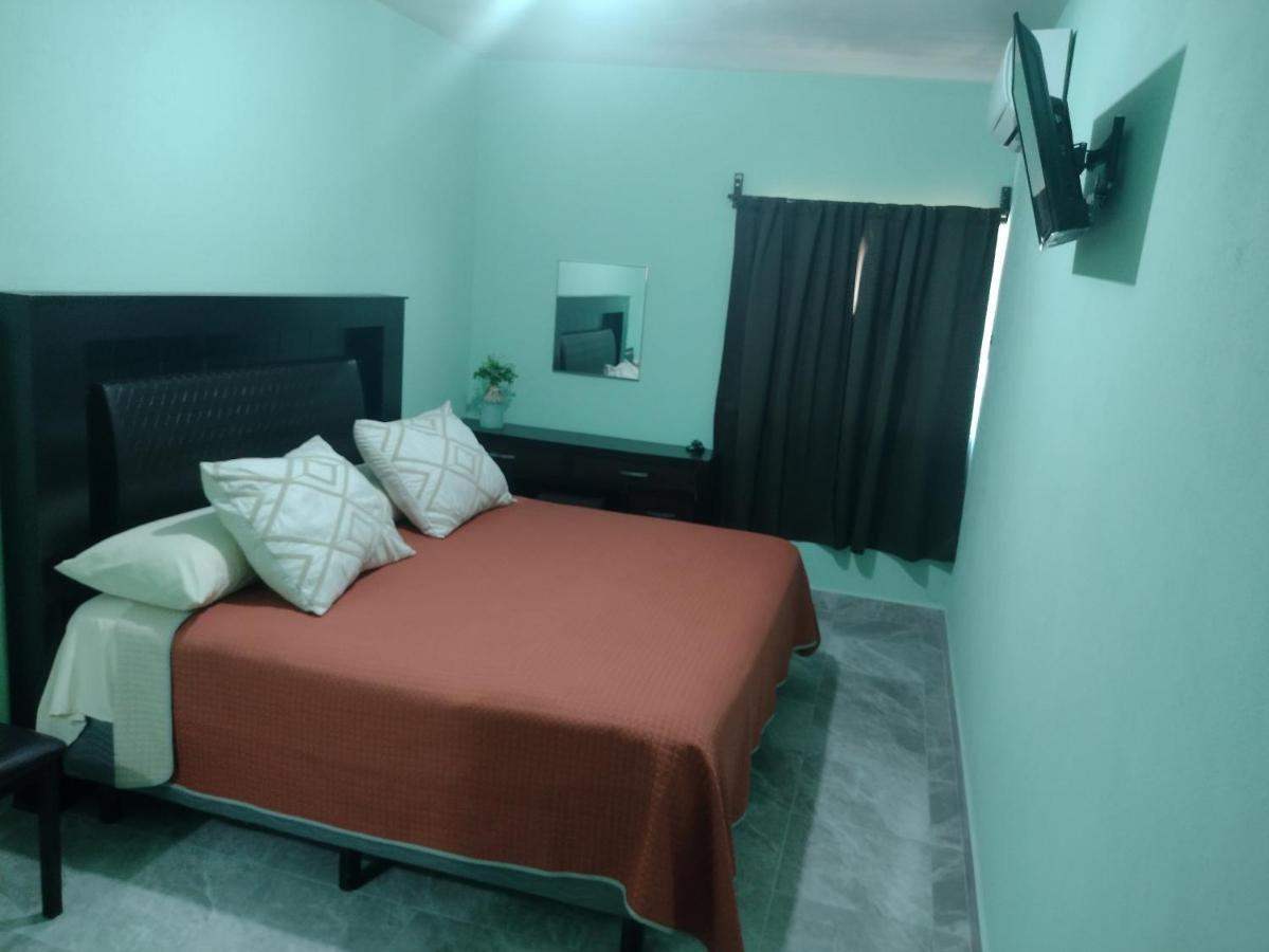 Hotel Prado'S Puerto San Carlos Zewnętrze zdjęcie