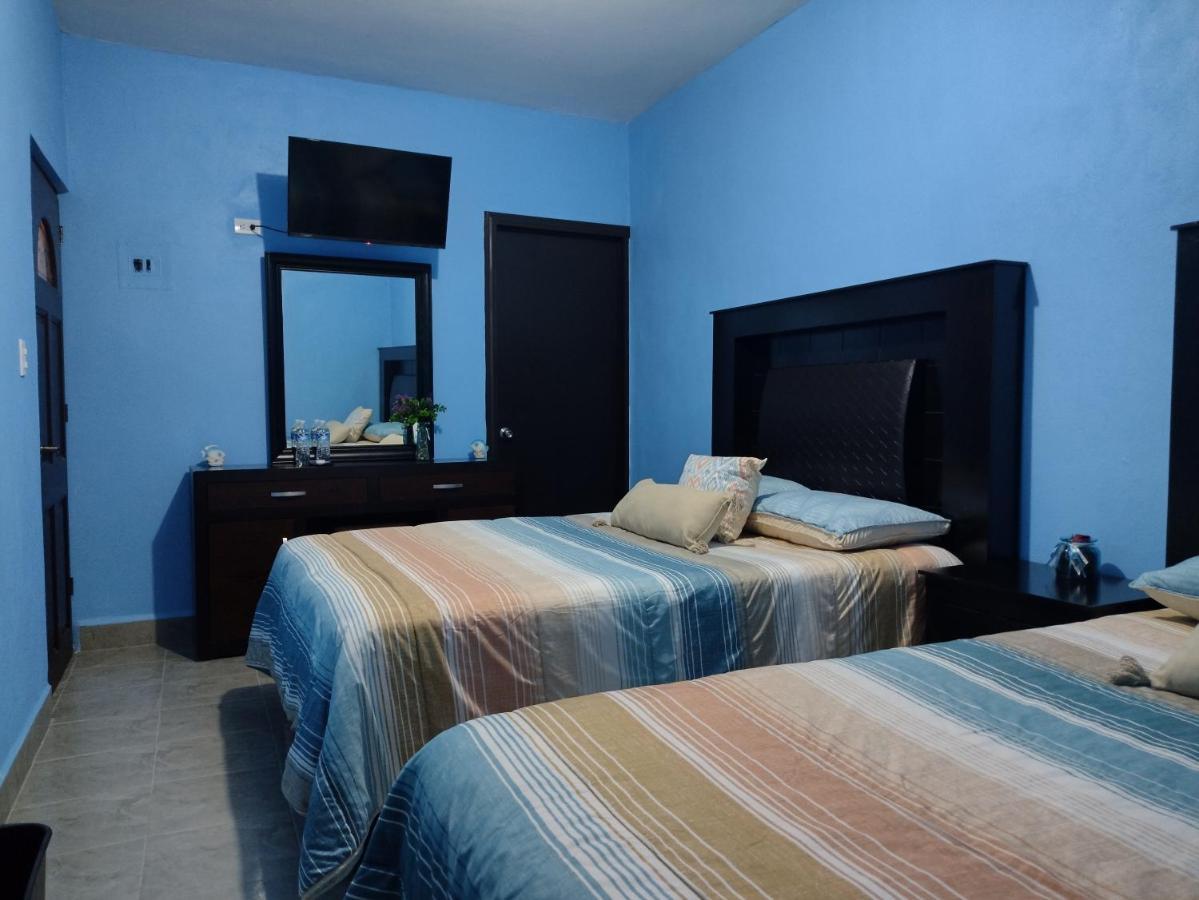 Hotel Prado'S Puerto San Carlos Zewnętrze zdjęcie