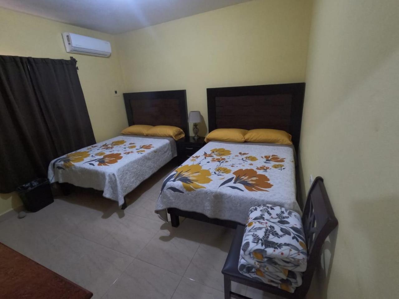 Hotel Prado'S Puerto San Carlos Zewnętrze zdjęcie
