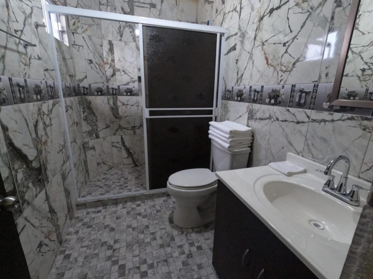 Hotel Prado'S Puerto San Carlos Zewnętrze zdjęcie