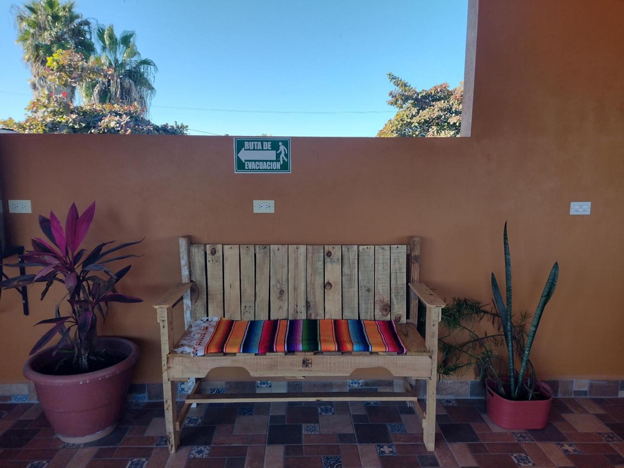 Hotel Prado'S Puerto San Carlos Zewnętrze zdjęcie